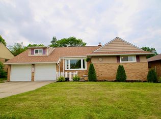 1918 Rush Rd, Wickliffe, OH 44092