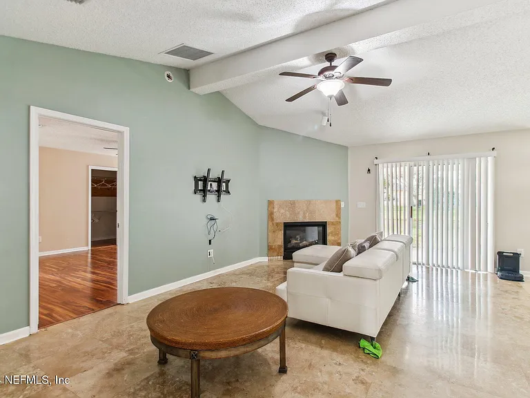 14018 Fish Eagle Dr E — Photo 6