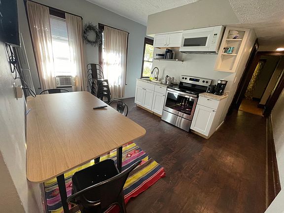 2nd image of 2061 N 4th St #2061