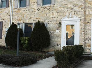 319 E Ridge Dr, Hagerstown, MD 21740