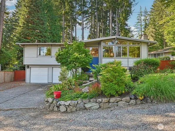 16217 SE 42nd Place, Bellevue, WA 98006