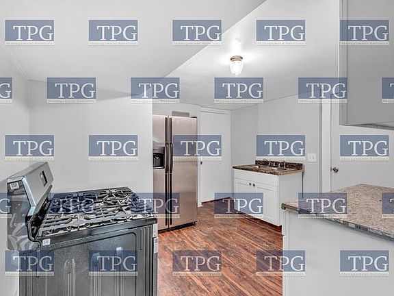 5th image of 7804 E 107th St #B