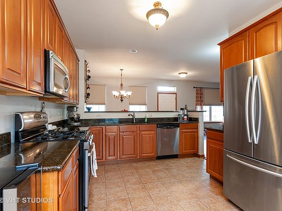 4th image of 540 Topeka Dr #48