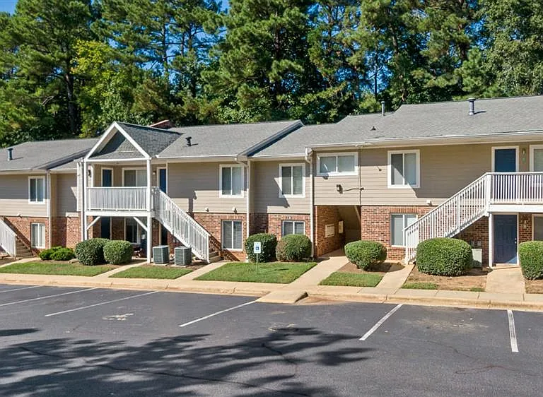 Cary Pines Apartments — Photo 44