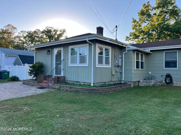 544 Pacific Ave, Beachwood, NJ 08722