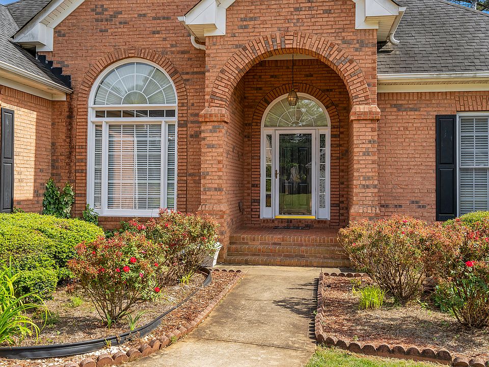 1st image of 1360 Home Place Dr