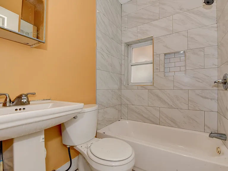 30 Sheffield St #1 — Photo 7