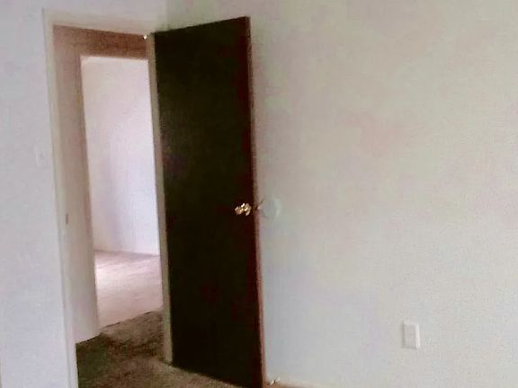 5th image of 1347 Wadsworth Dr
