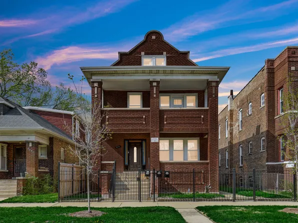 3048 E 80th St, Chicago, IL 60617