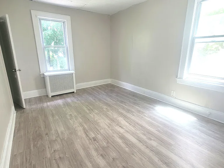 195 Lehigh Ave #1 — Photo 2