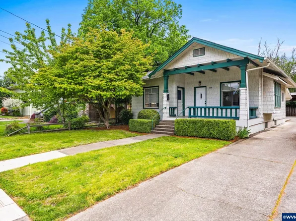 166 21st St NE, Salem, OR 97301