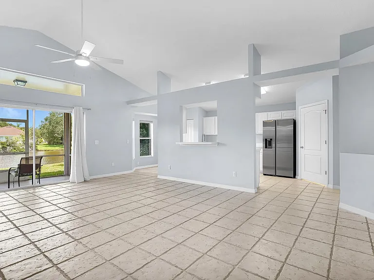 2340 Commodores Club Blvd — Photo 7