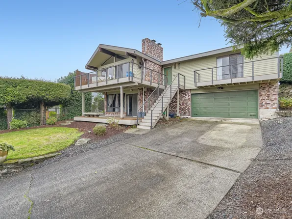 8223 S 123rd Place, Seattle, WA 98178