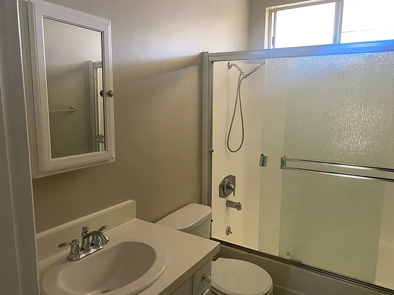 3462 Preble Ave — Photo 15