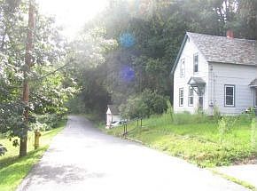 2nd image of 25 Spring St