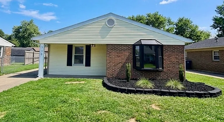 715 Colorado Dr — Photo 1