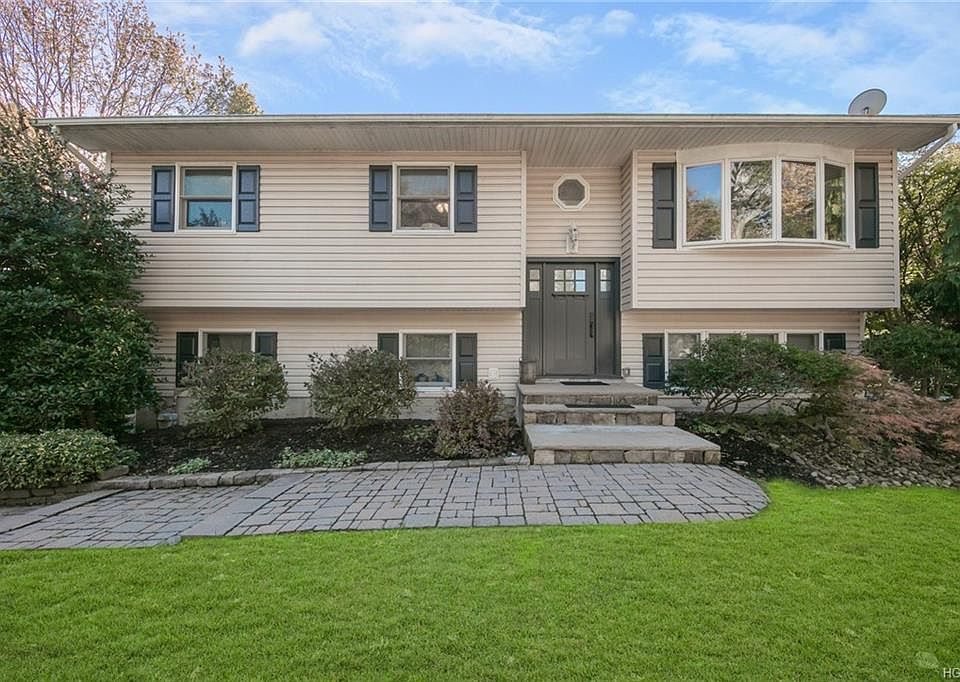 1st image of 234 Blauvelt Ave
