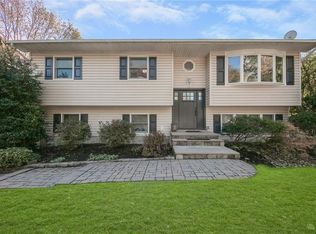 234 Blauvelt Ave, Pearl River, NY 10965