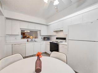 800 SW 137th Ave APT 102G, Pembroke Pines, FL 33027
