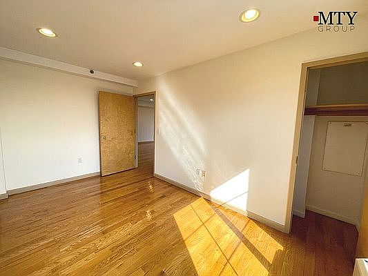 5th image of 58-28 44th Ave #10