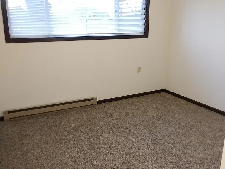 801 Hills Ave #2 — Photo 3