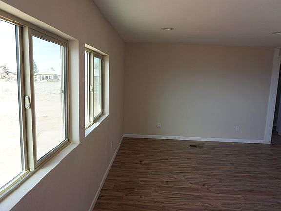4th image of 5 Pueblo Ln