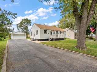 7714 Marshall St, Merrillville, IN 46410