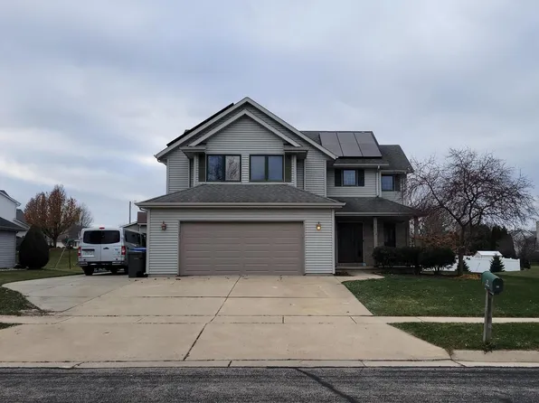 608 Deer TRAIL, Watertown, WI 53094