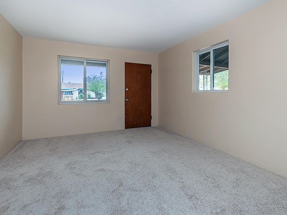 4th image of 2526 E Alta Vista St