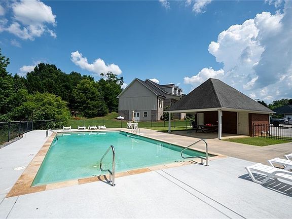 5th image of 0 Mountain Laurel Ln NE #49