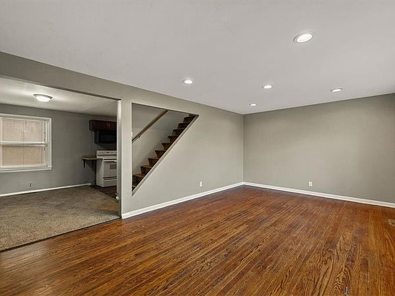 4th image of 3823 E 71st St