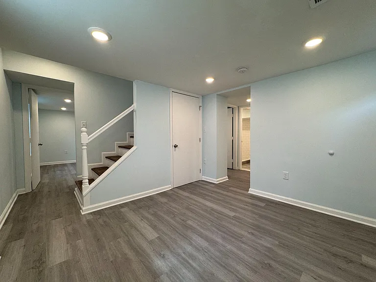 9405 Rhode Island Ave — Photo 28
