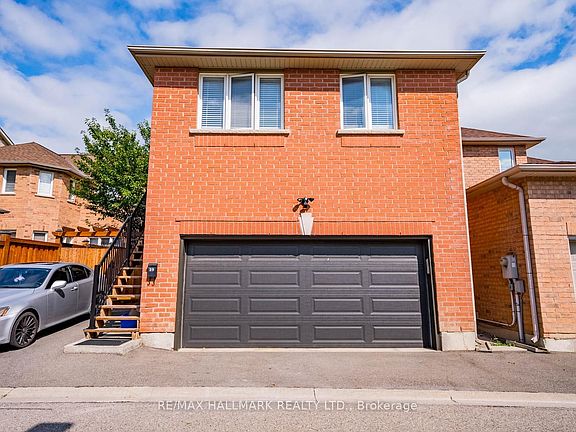3rd image of 29 Hosta Ave