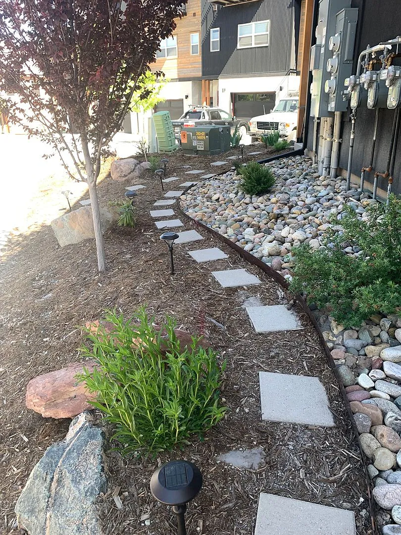 Lovely One Bed One Bath Townhome with attached garage — Photo 3