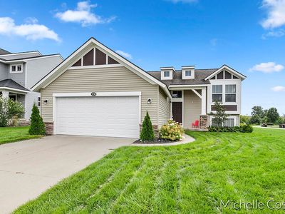 7130 Copper Oak Dr, Zeeland, MI, 49464