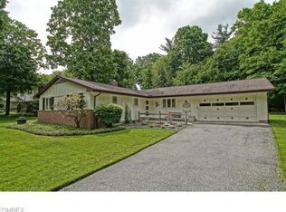 9156 Creekwood Dr, Mentor, OH 44060