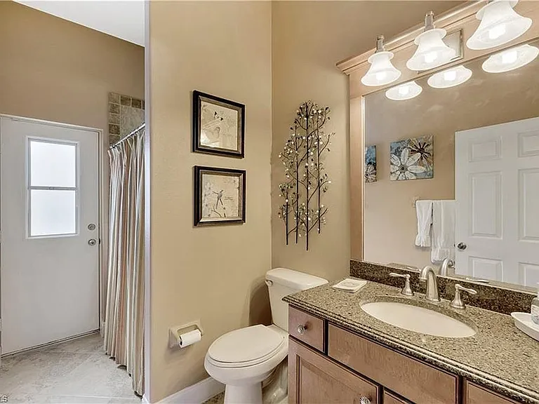 16604 Wellington Lakes Cir — Photo 19