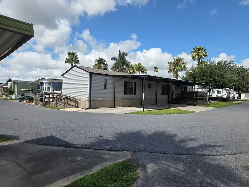 3 bed, 1216 sqft, $1,600 — Photo 4
