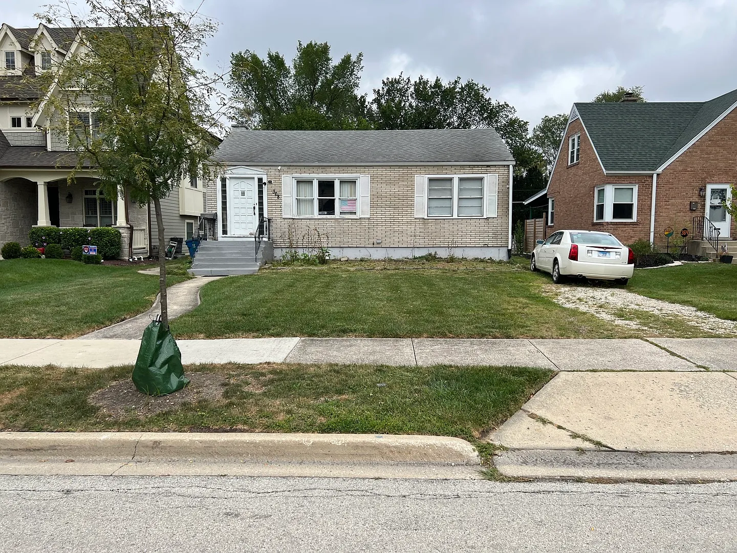368 W Hillside Ave photo 1