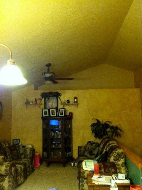 Upstairs Living Area