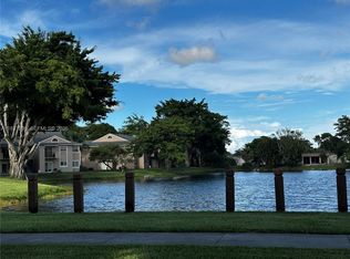 Reflections Pembroke Pine, Pembroke Pines, FL 33024