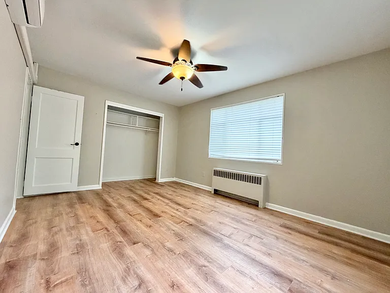 10305 Montrose Ave #101 — Photo 18
