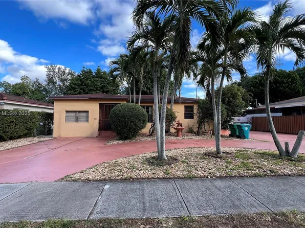261 NW 62nd Ct, Miami, FL 33126