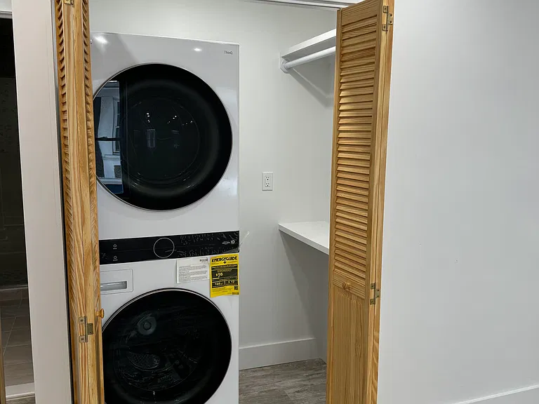 In unit washer and dryer