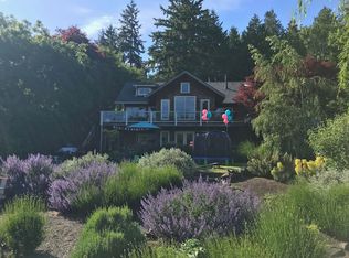 14874 Sivertson Rd NE, Bainbridge Island, WA 98110