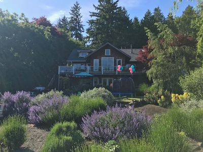 14874 Sivertson Rd NE, Bainbridge Island, WA, 98110