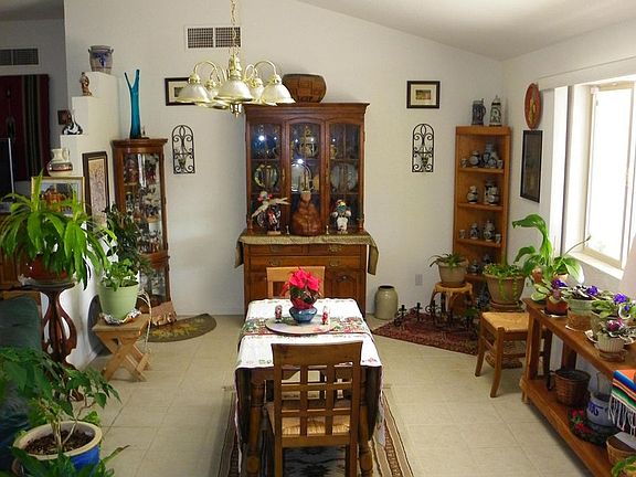 5th image of 3813 Saint Andrews Dr