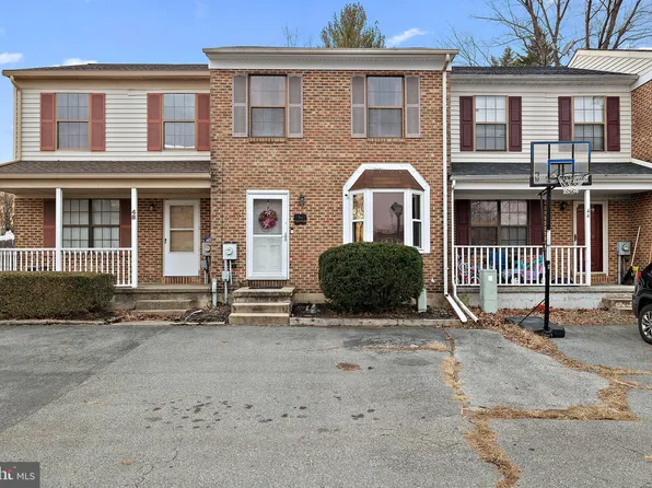 46 Shetland Way, New Castle, DE 19720