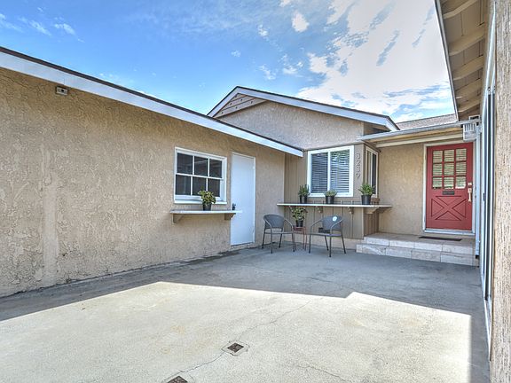 3rd image of 3239 Ladoga Ave