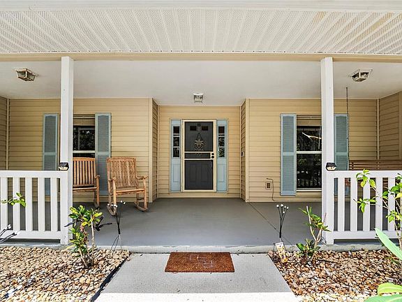 5th image of 608 WOODVIEW WAY